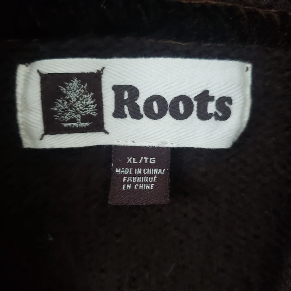 Roots Chocolate Brown and Slate Gray Heart Cardigan - Picture 3 of 5